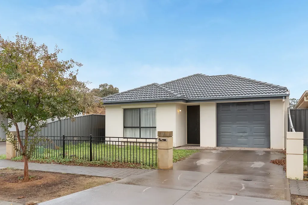 Freshly Updated Family Home with Games Room in Andrews Farm