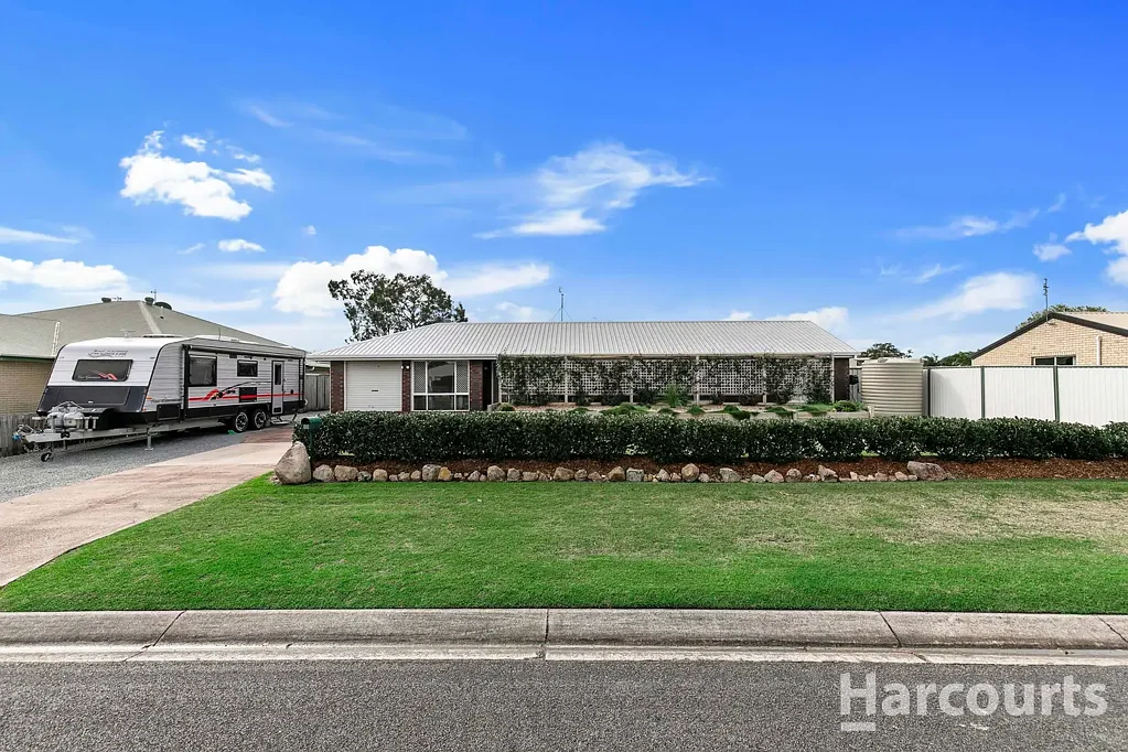 Urangan 3Zimmer Coastal Living with Pool, Workshop & Multiple Living Areas