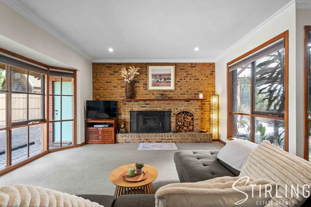 Blind Bight 3 Bedroom Coastal Living with Space, Style & Exceptional Outdoor Entertaining