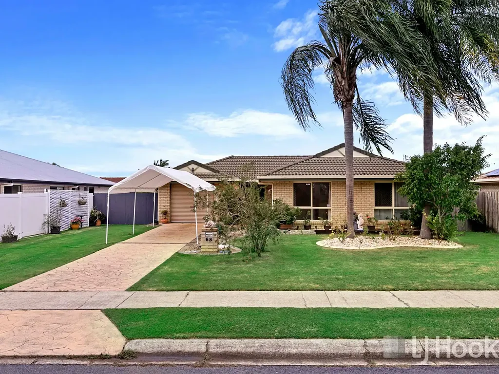Urangan 4Kwarto Beachside Living in Urangan - Ideal for Investors & First Home Buyers
