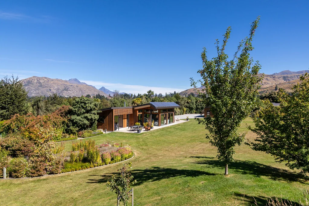 Lower Shotover 3房  Where Seclusion Meets Opportunity
