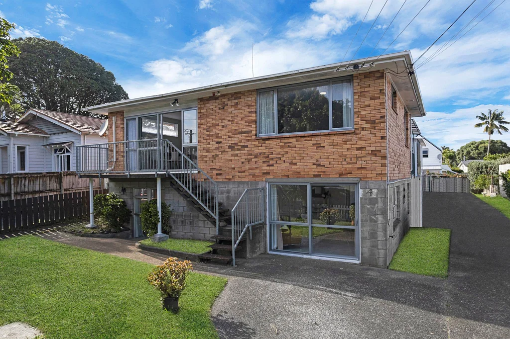 Mount Albert 3Zimmer Spacious,Affordable & Convenient in Prime Location