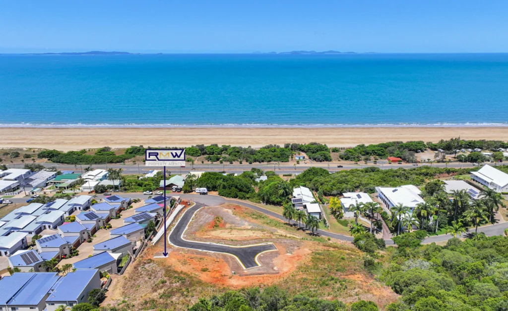 Meikleville Hill Pandanus Heights Estate ? Exclusive Coastal Living with Spectacular Ocean Views