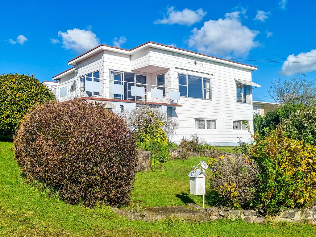 Thames 4 Bedroom Project Packed with Potential