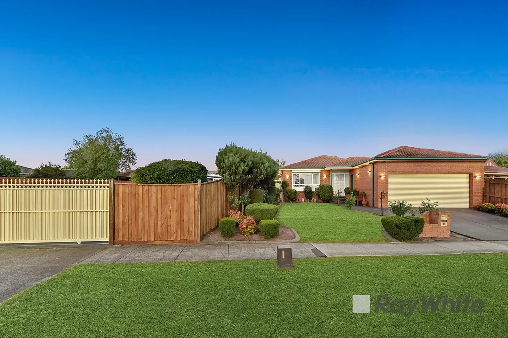 Narre Warren South 4 Bedroom Versatile Family Home on Large 803m² Block