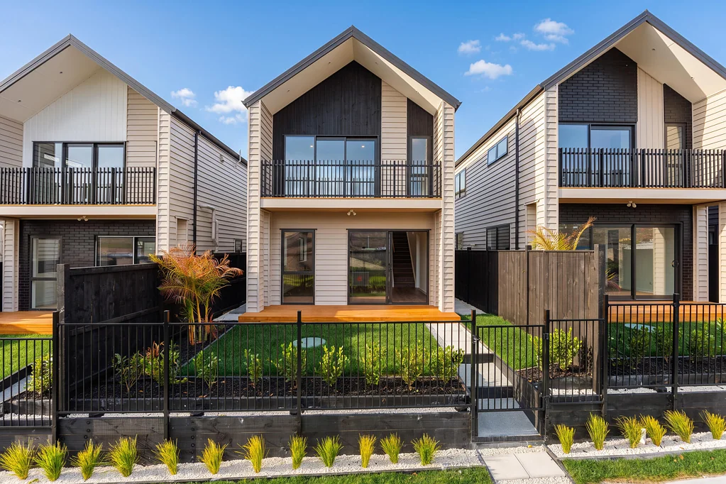 Orewa 4બેડરૂમ Reserve Views, Modern Comfort