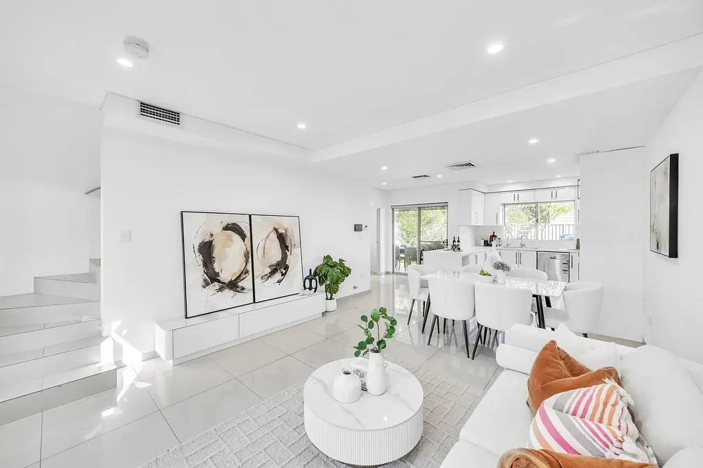 Padstow 4ห้องนอน Stunning double Brick Family Home in Prime Padstow - Chef's Kitchen, Alfresco Dining & Ducted AC
