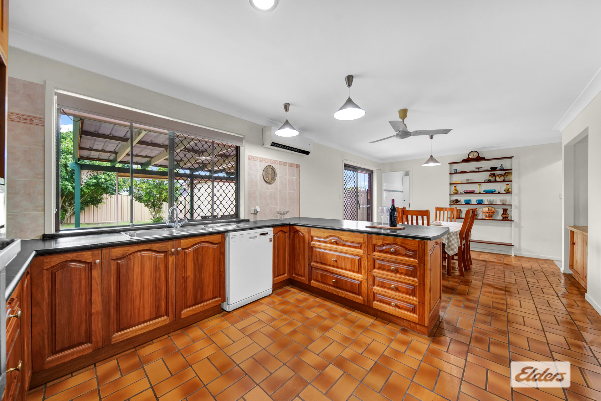 5 JILBARD DR, SPRINGWOOD QLD 4127, 0 غرف, 0 حمامات, House