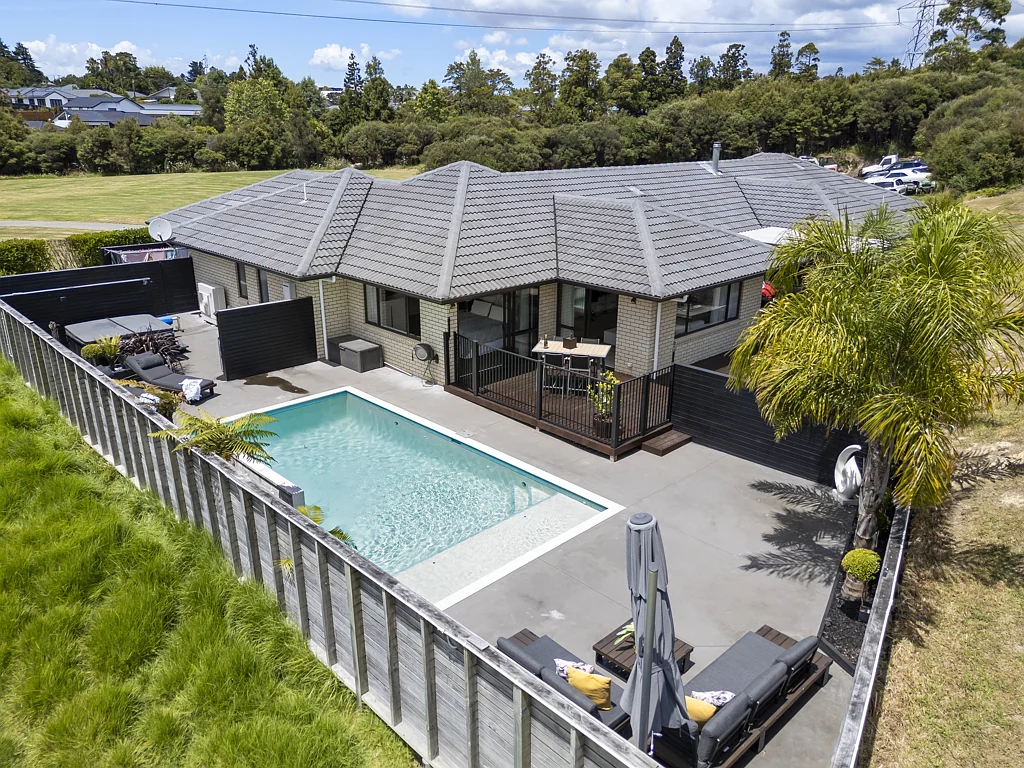 17 Wautaiti Drive, Riverhead, Rodney, Auckland