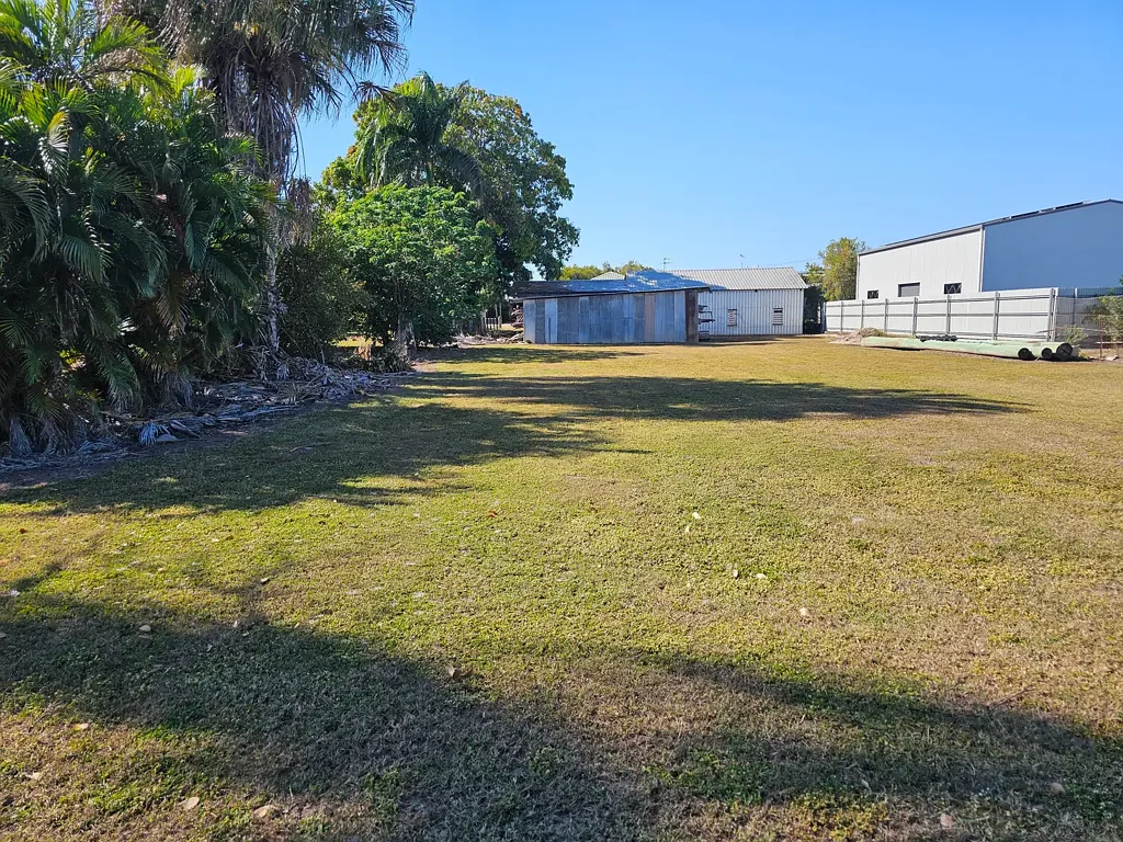 Ayr VACANT LAND FOR SALE...