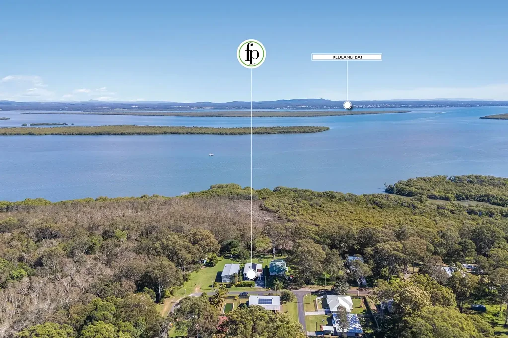 Russell Island 3 Bedroom Waterfront Bliss – Spectacular  Sunsets – Must Be Sold!