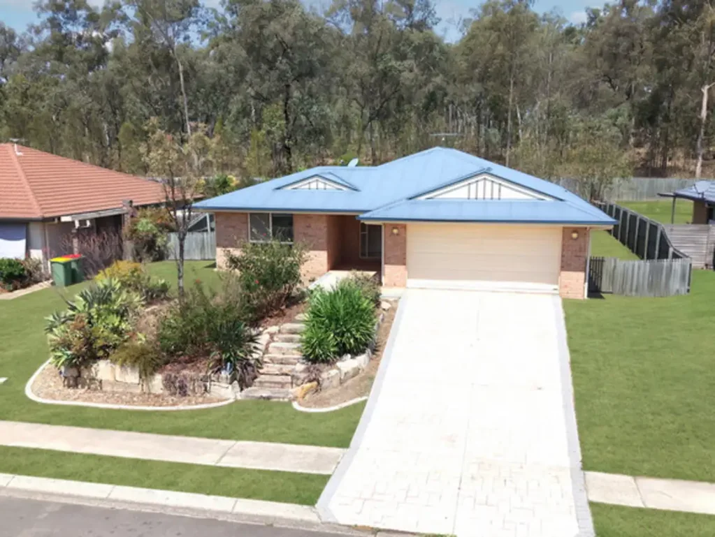 Gatton 5ਬੈੱਡਰੂਮ ELEVATED FAMILY LIVING, FLEXIBLE SPACES & EXCEPTIONAL OUTDOOR ENTERTAINING Open Fri 23rd and Sat 24th