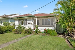 227 Ocean Beach Road, Woy Woy