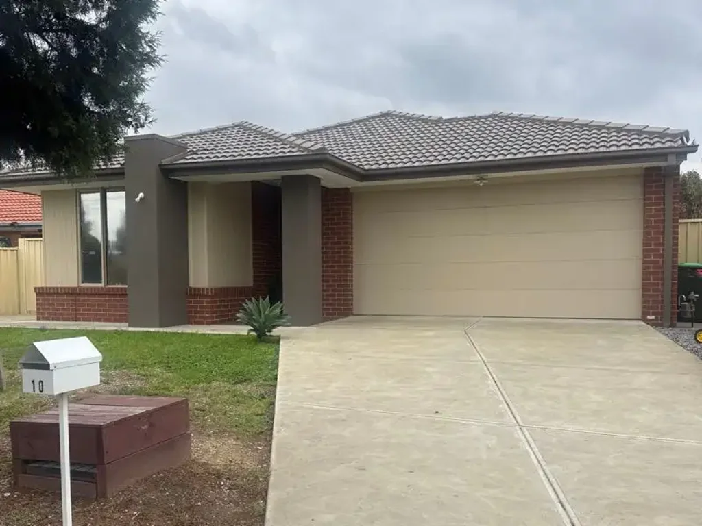 Modern living in established neighbourhood