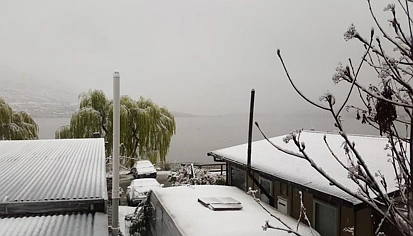今晨突降暴雪，皇后镇等地停电，封路，航班取消……