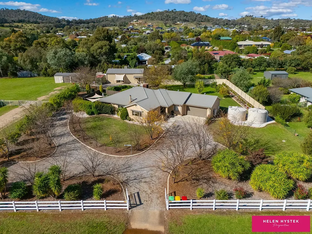10 Whiporie Close, Tamworth, NSW 2340