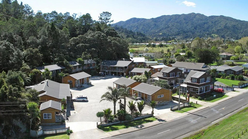 Anonymous Anchor Lodge Resort - Business For Sale | Resort Brokers ID : 1851