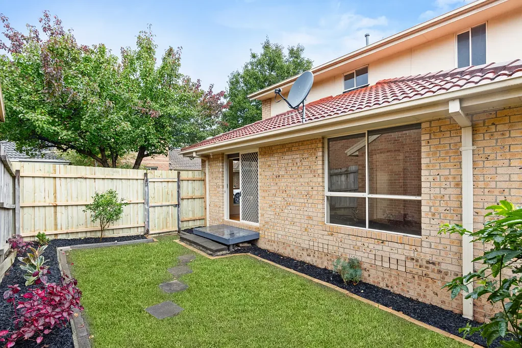 14 Gateway Close, Chadstone, VIC 3148