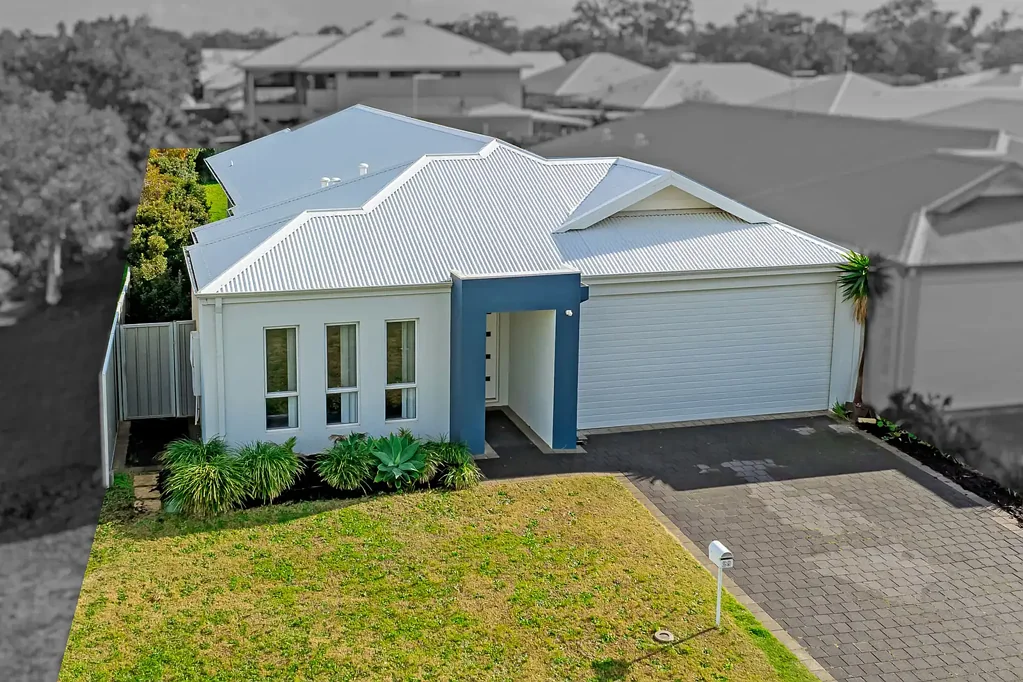 29 Vaucluse Way, Coodanup, WA 6210