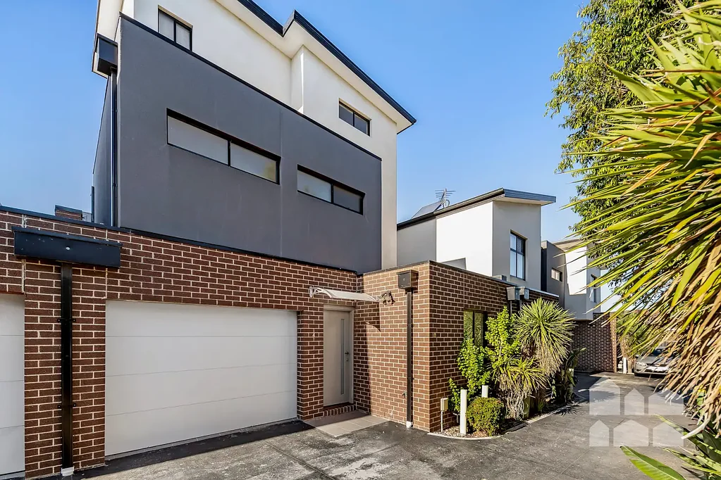 Kingsville 3chambre Contemporary townhouse living in the heart of the Inner West