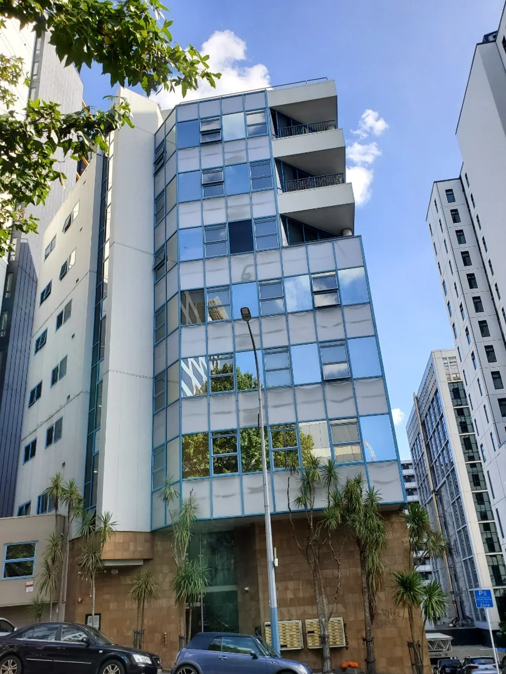 Auckland City -1 bedroom Furnished apartment