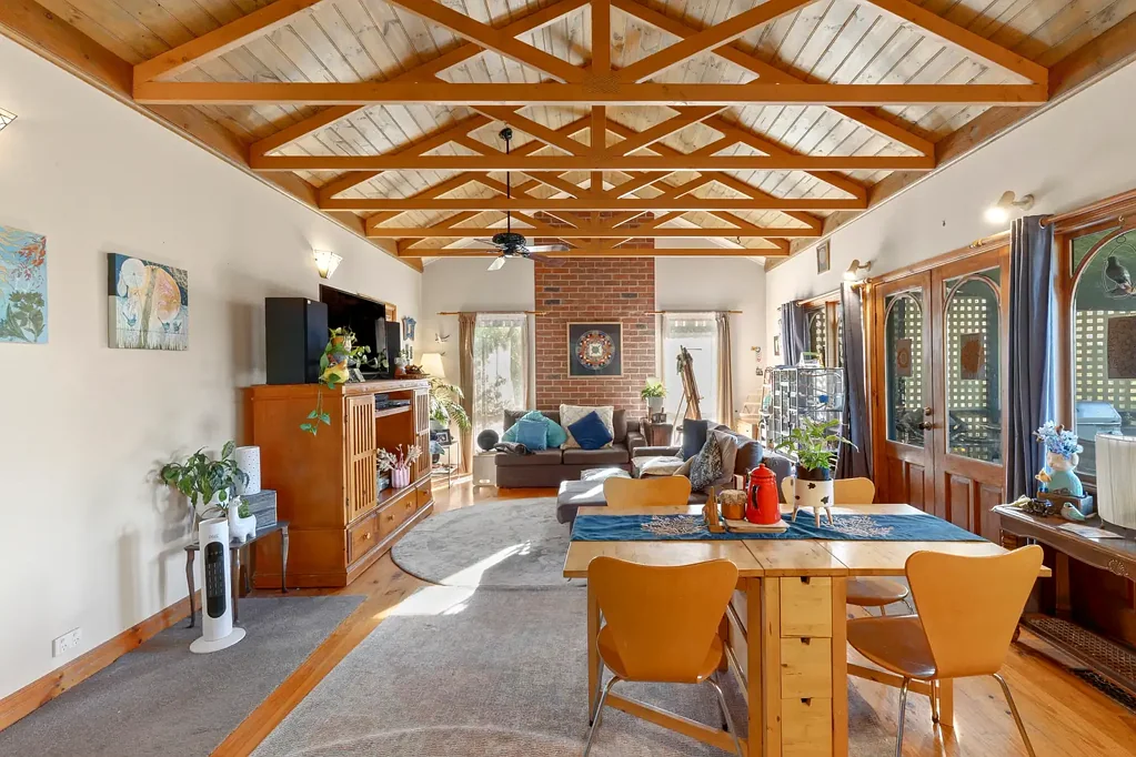 Clifton Springs 4房  A Home of Space, Light and Coastal Calm