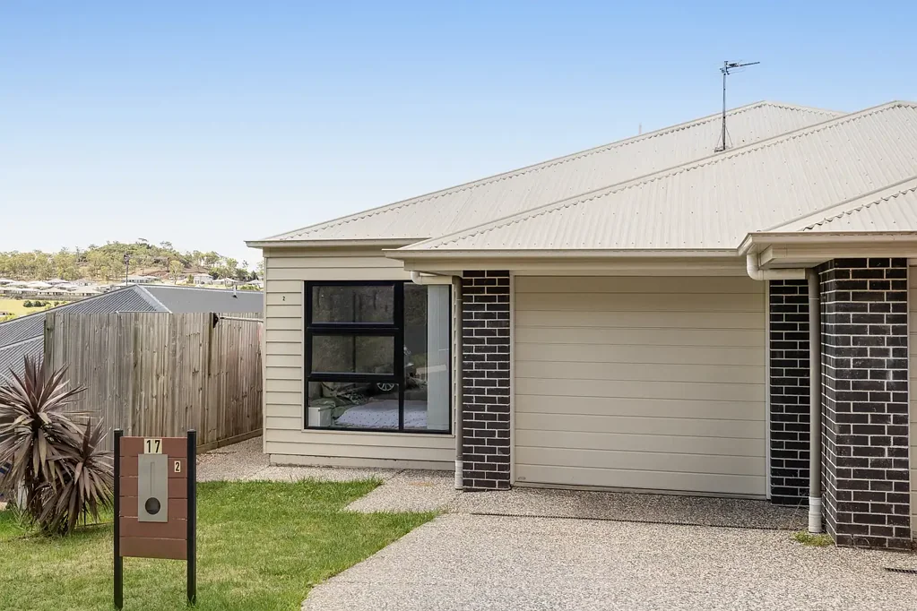 2/17 Mcinnes Crescent, Glenvale, QLD 4350