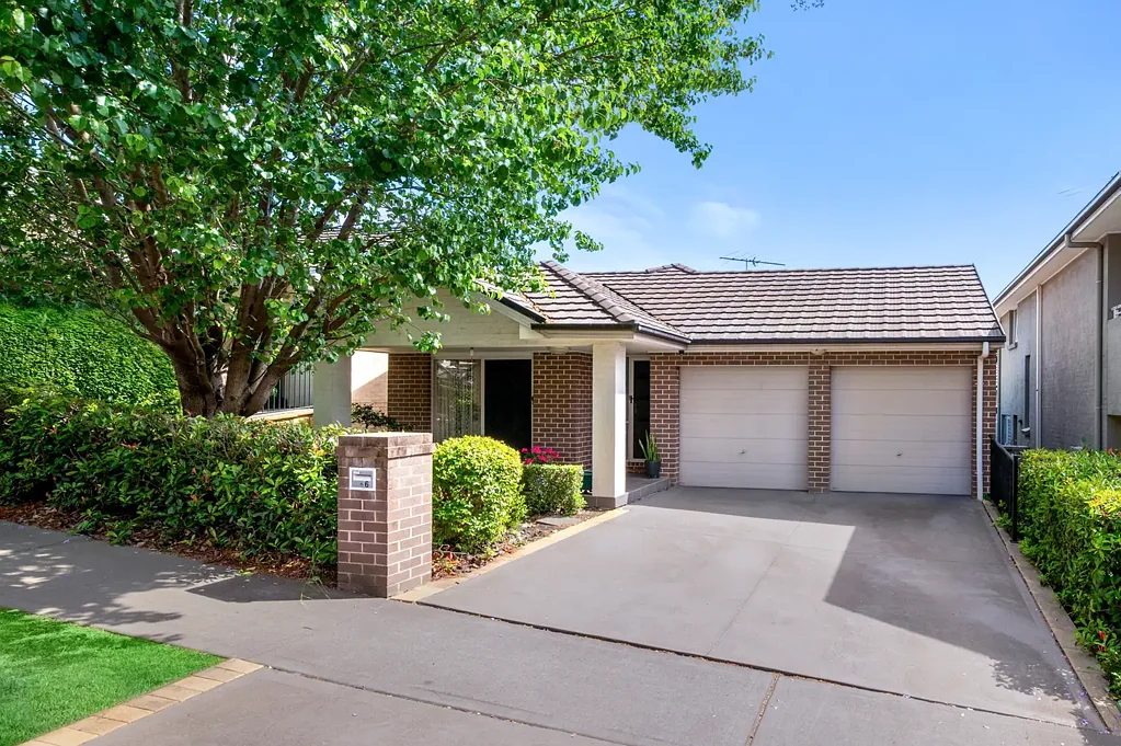 6 Bairin Street, Campbelltown, NSW 2560