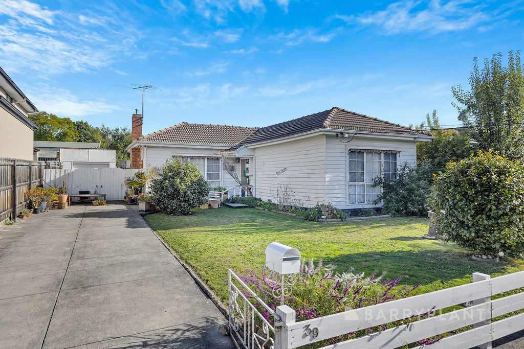 39 HARLINGTON ST, CLAYTON VIC 3168, 0 Kuwarto, 0 Banyo, House