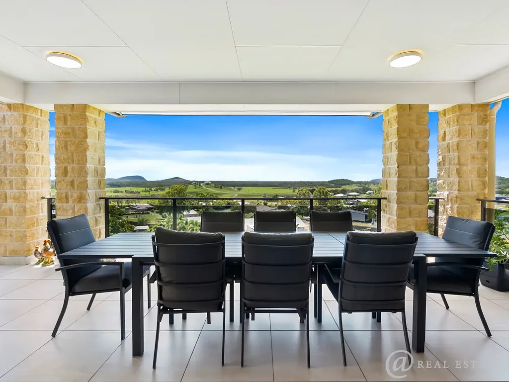 10 Brumby Drive, Tanby, QLD 4703