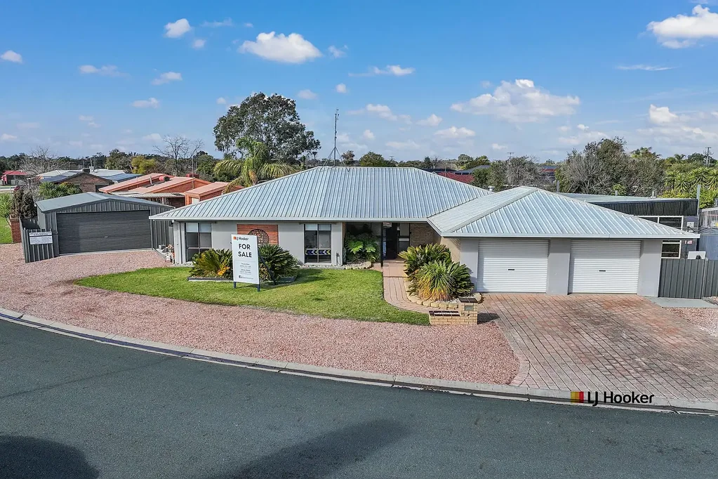 15 Pevensey Place, Echuca, VIC 3564