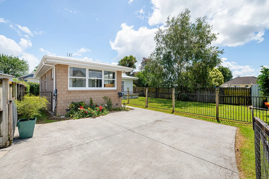 6A Hume Place, Fairfield, Hamilton, Waikato