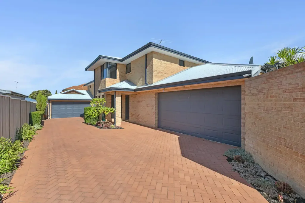 Innaloo 3Moenga Spacious Townhouse in a Convenient Location