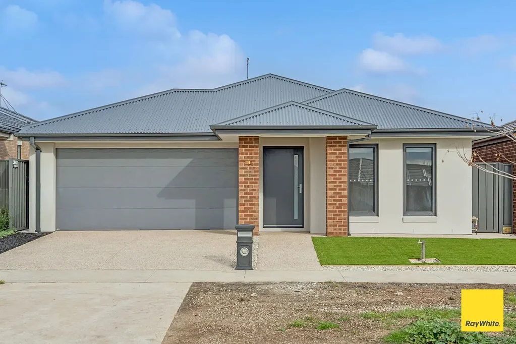 Spacious Family Living in a Quiet Huntly Location