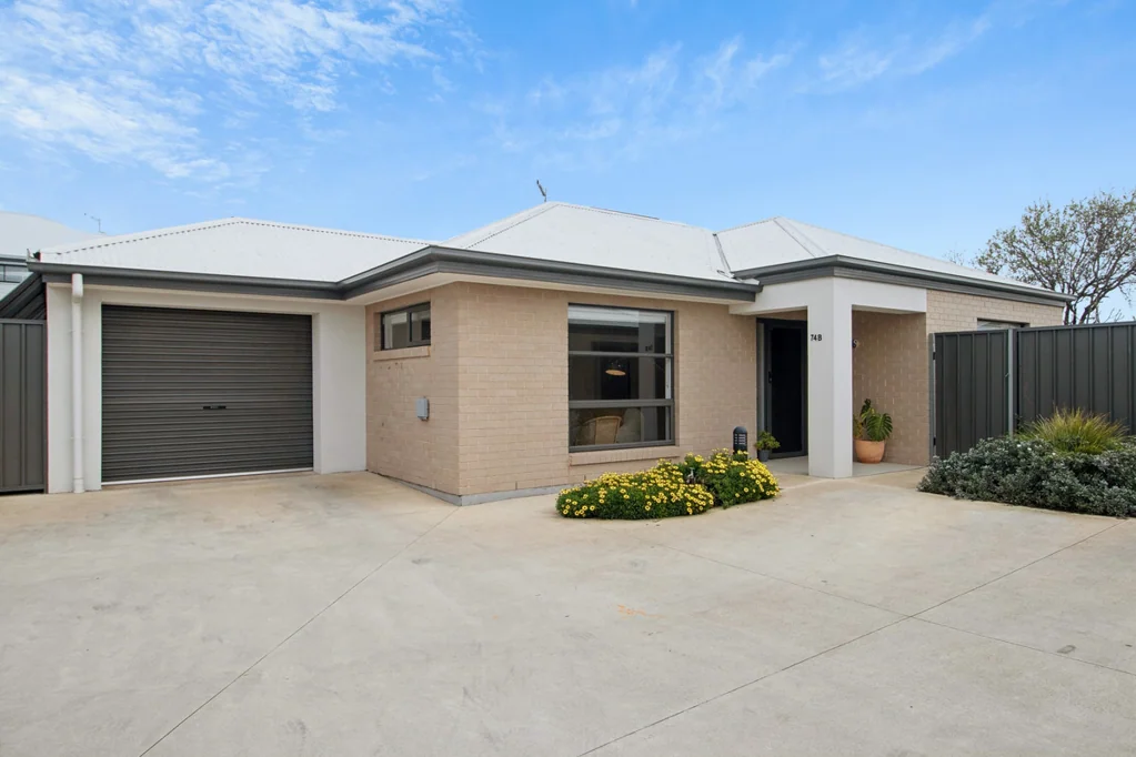 74b First Avenue, Woodville Gardens, SA 5012