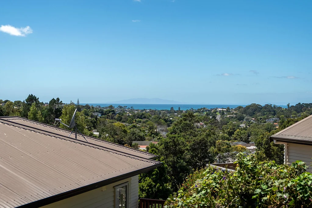 60A Topliss Drive, Northcross, North Shore City, Auckland
