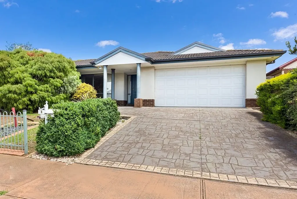 Spacious Family Home!