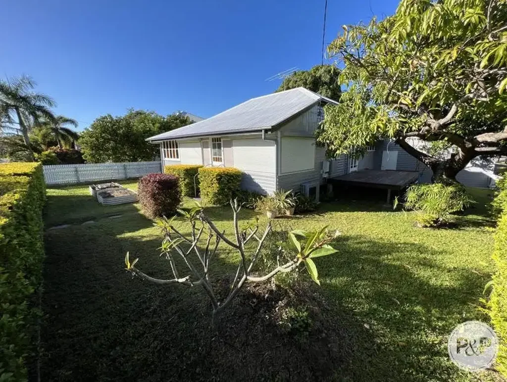78 Livingstone Street, West End, QLD 4810