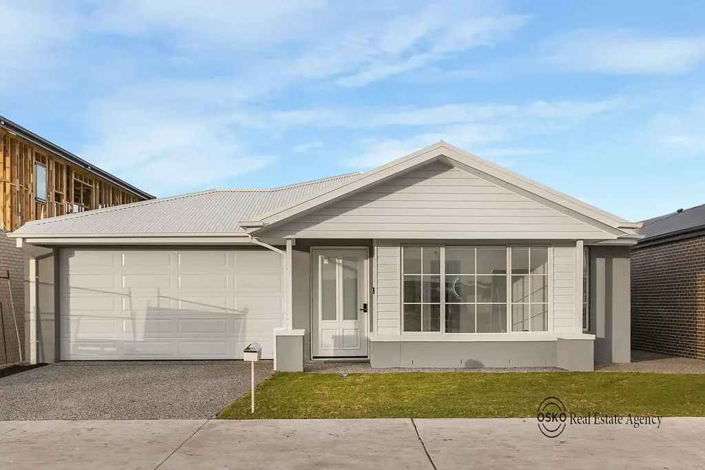 🏡✨ BRAND NEW LUXURY LIVING IN LARA - 4 BED, 2 LIVING AREAS & STUDY NOOK! ✨🏡