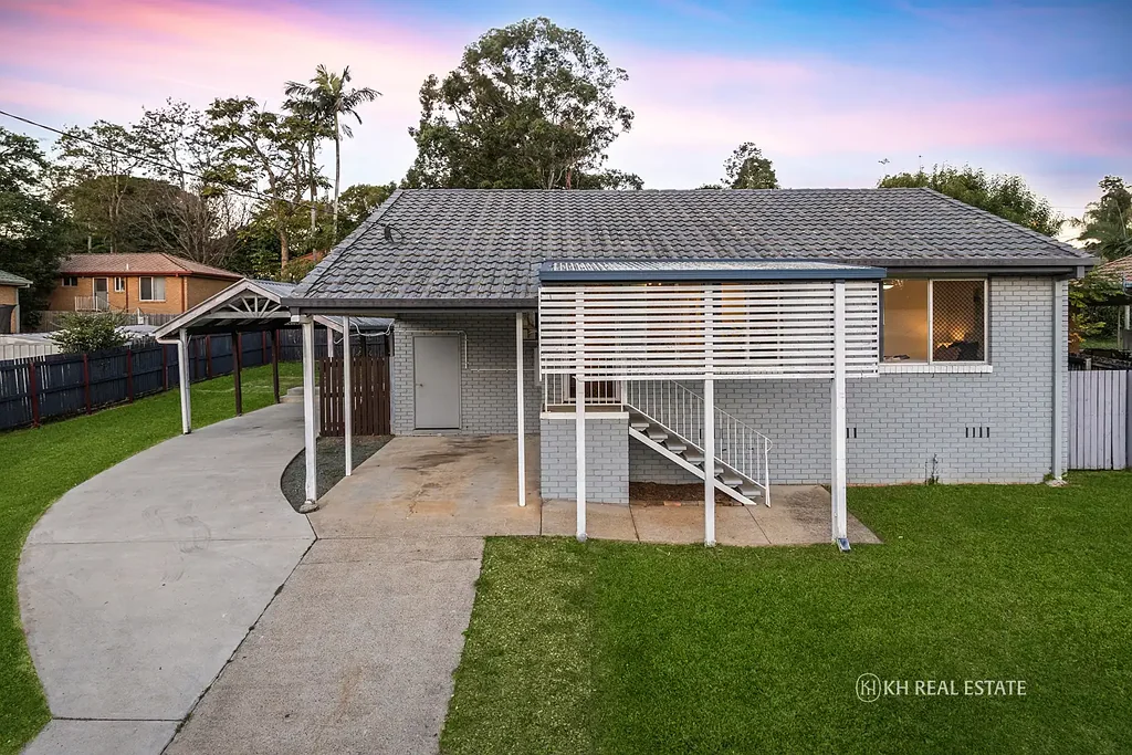 Lawnton 4房 宽敞全围栏地块上的家庭住宅，拎包入住！ FAMILY HOME ON LARGE FULLY FENCED BLOCK, MOVE IN READY!