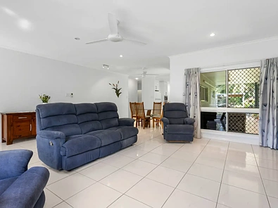 5 Solomon Close, Brinsmead, QLD 4870, 3 slaapkamers, 2 badkamers, House