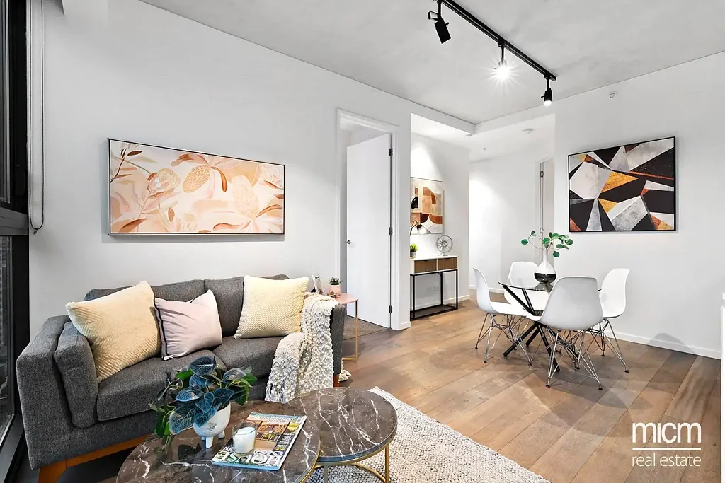 Carlson View Apartments