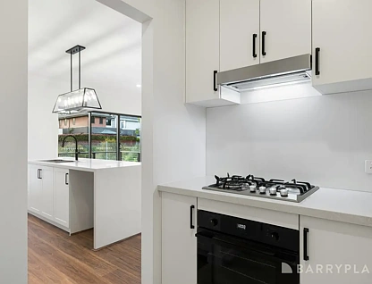 5/4 Annie Court, Croydon, VIC 3136, 3房, 2浴, House