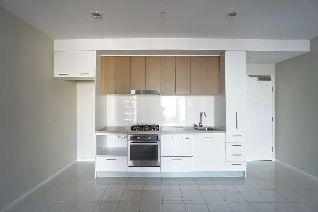 Portside Living 1 Bed 1 Bath Apartment