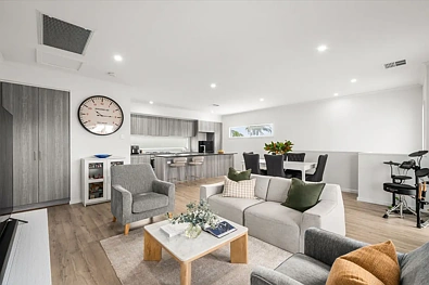 Somerton Park 4房  A Coastal Home Designed for Living on Every Level.