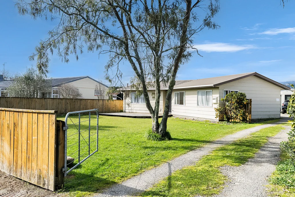 4 Roslyn Road, Levin