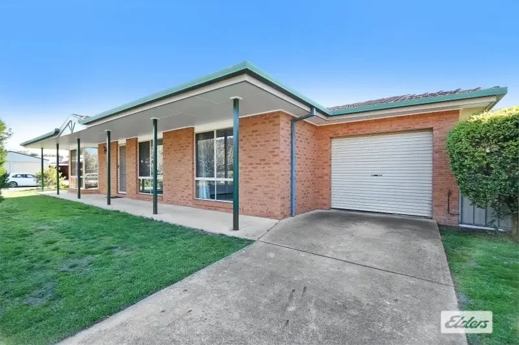 Charming 3-Bedroom Home in a Quiet, Family-Friendly Neighbourhood