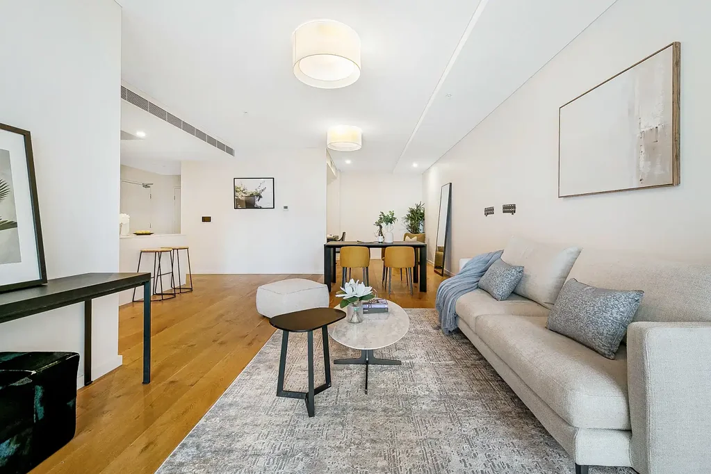 Mascot 1Zimmer Stylish Designer Apartment in Prime Mascot Location | 1 Bed + Study | Parking & Storage