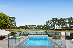 2241 The Parkway, Hope Island