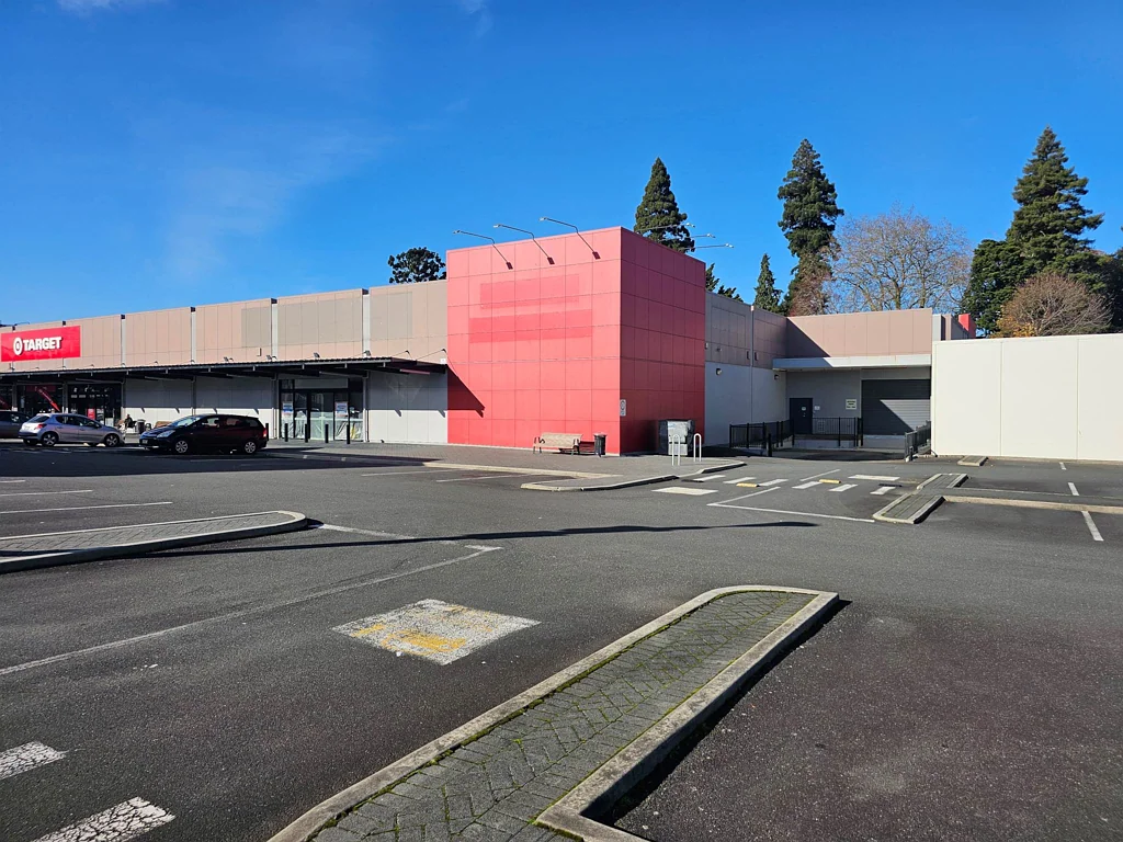 Tauranga South PRIME LFR OPPORTUNITY ON CAMERON ROAD